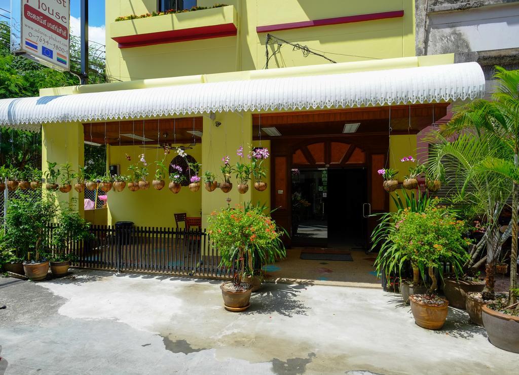 Adonis Pensión Patong Exterior foto
