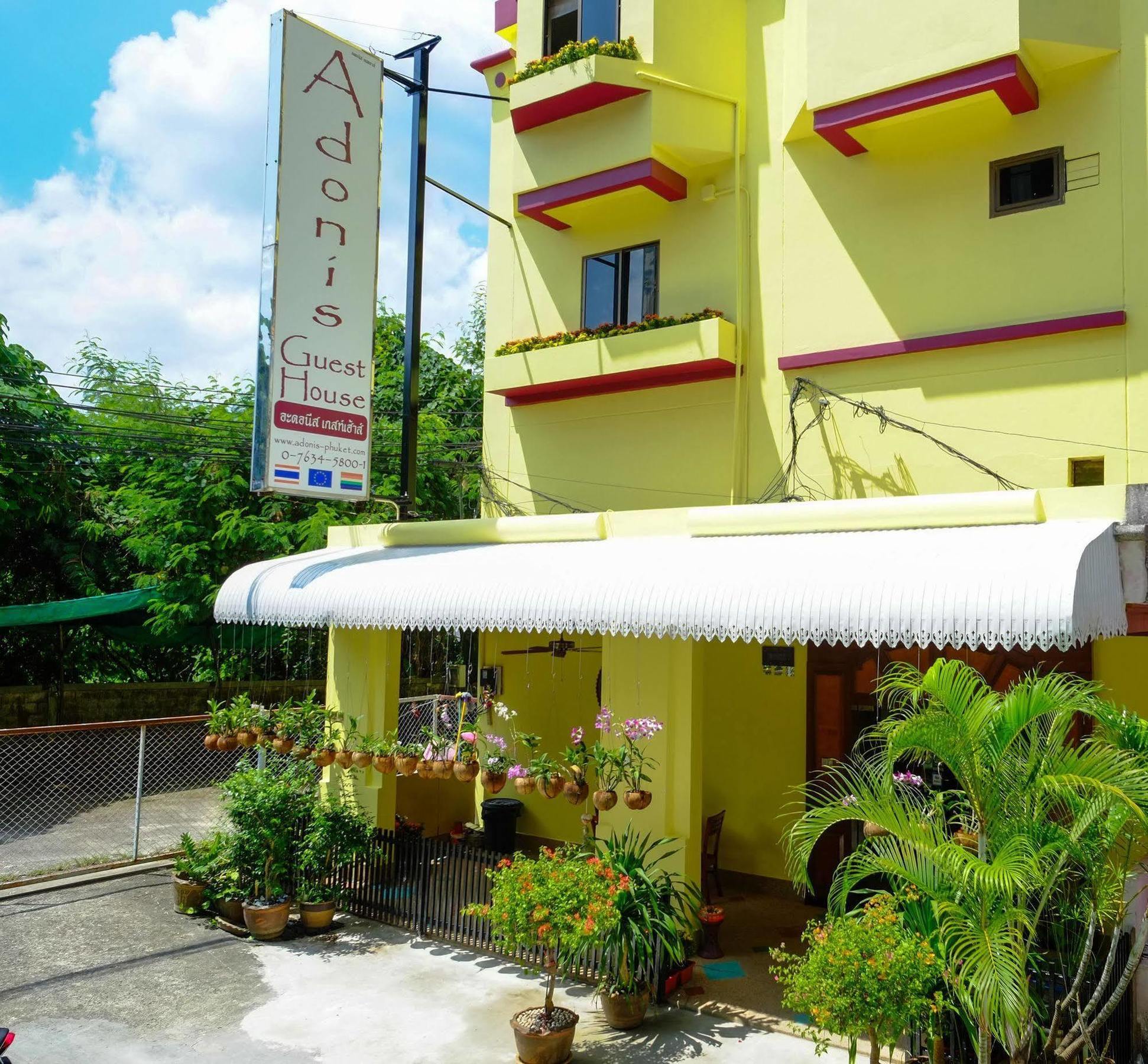 Adonis Pensión Patong Exterior foto